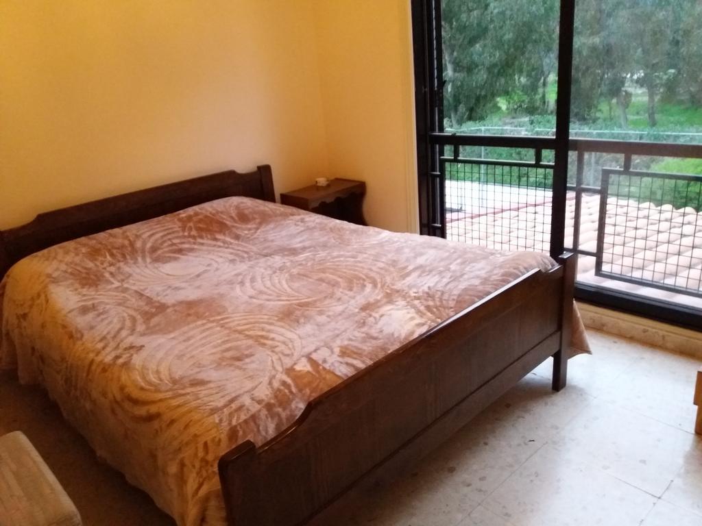 Miltos Beach House Ларнака Екстериор снимка