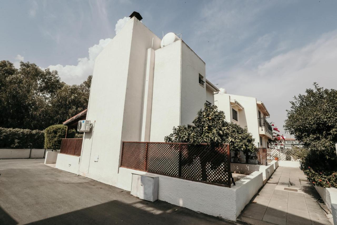 Miltos Beach House Ларнака Екстериор снимка